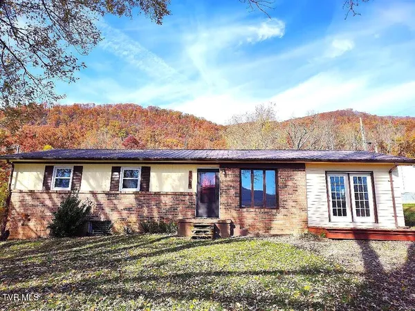 $159,000 | 2805 6th Avenue East, Big Stone Gap, VA 24219
