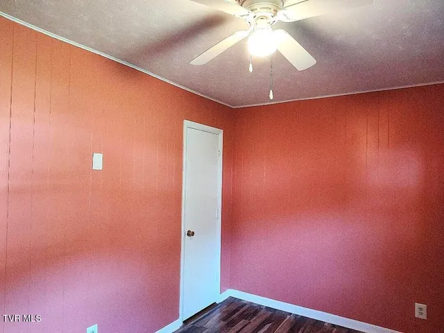 $179,000 | 2805 6th Avenue East, Big Stone Gap, VA 24219