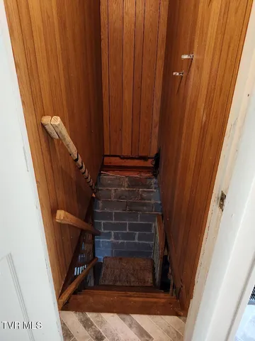 $179,000 | 2805 6th Avenue East, Big Stone Gap, VA 24219