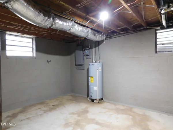 $159,000 | 2805 6th Avenue East, Big Stone Gap, VA 24219