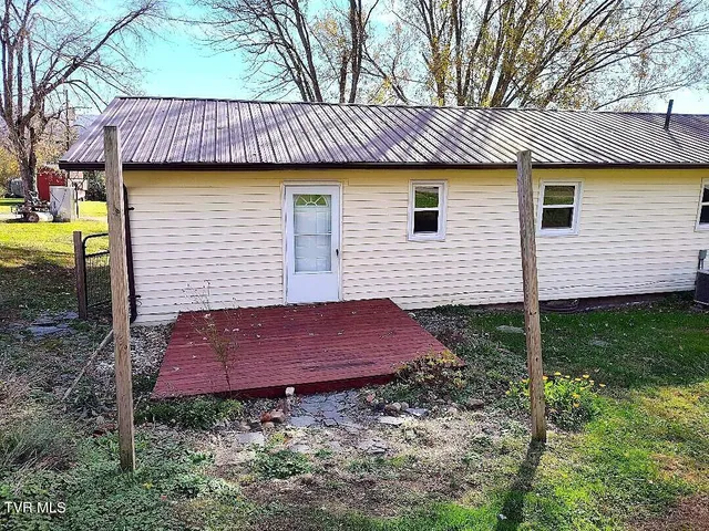 $179,000 | 2805 6th Avenue East, Big Stone Gap, VA 24219