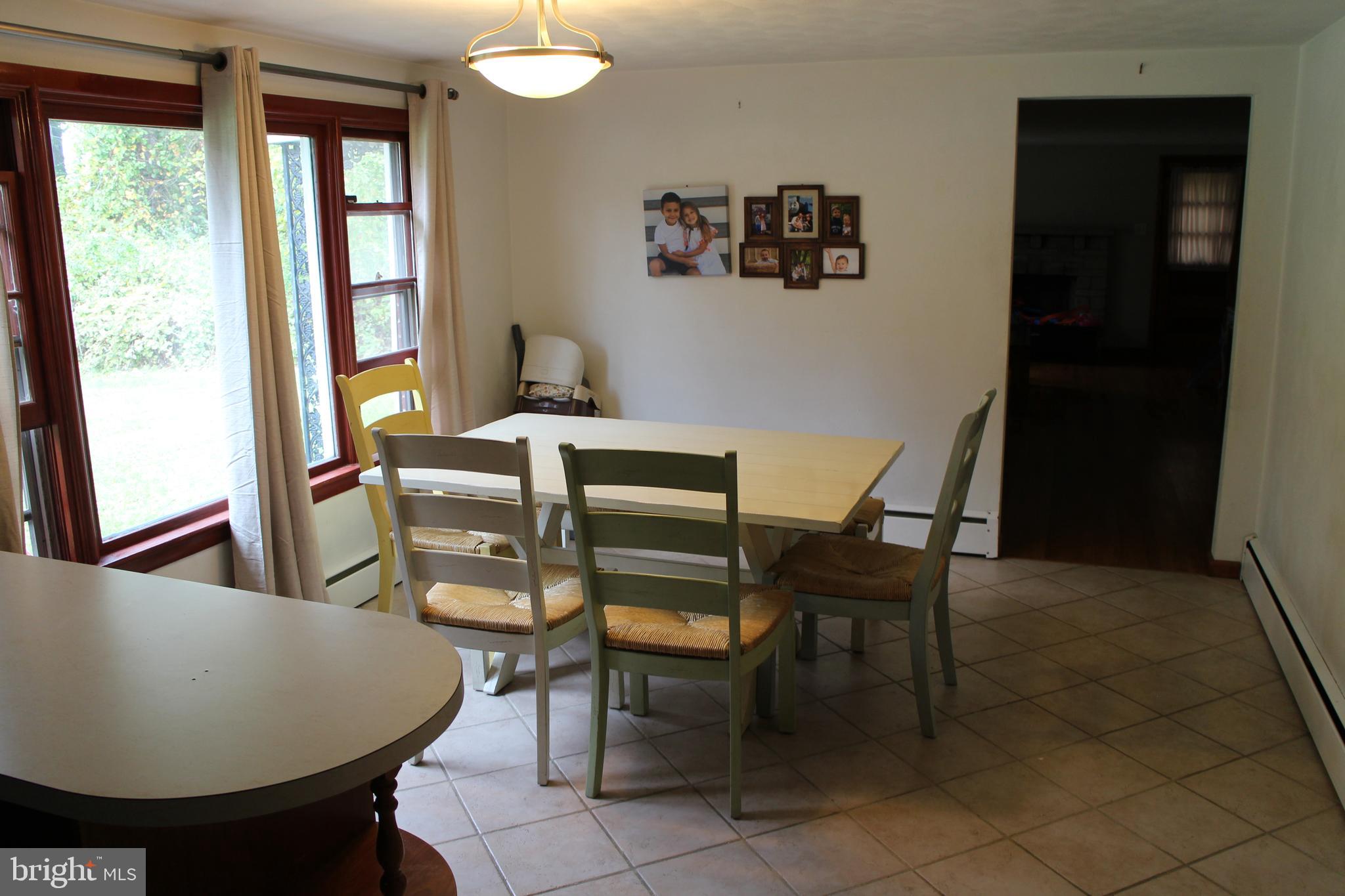 705 Edgewood Road York, PA 17402 - Photo 5 of 22 Gallery Image 5