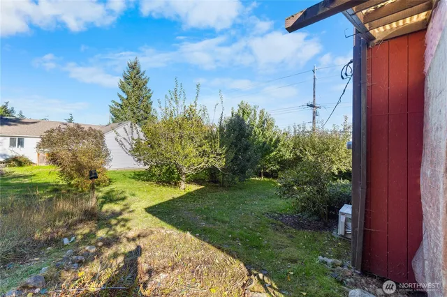 $499,000 | 27193 State Rte 20, Oak Harbor, WA 98277