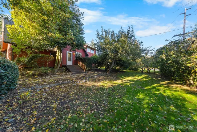 $499,000 | 27193 State Rte 20, Oak Harbor, WA 98277