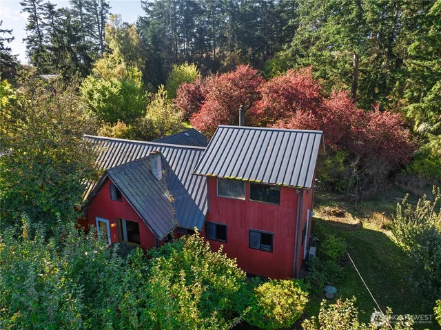 $499,000 | 27193 State Rte 20, Oak Harbor, WA 98277
