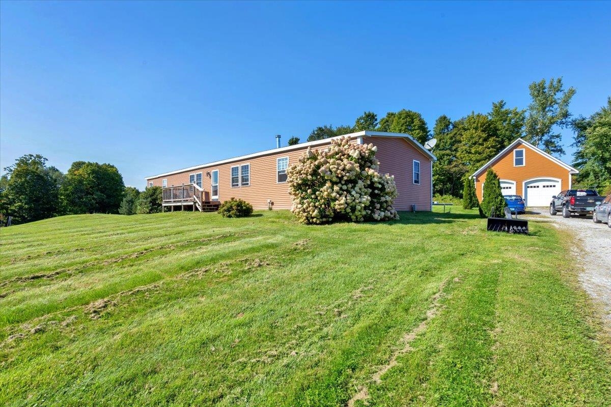 152 Willow Brook Lane Williston, VT 05495 - Photo 12 of 34