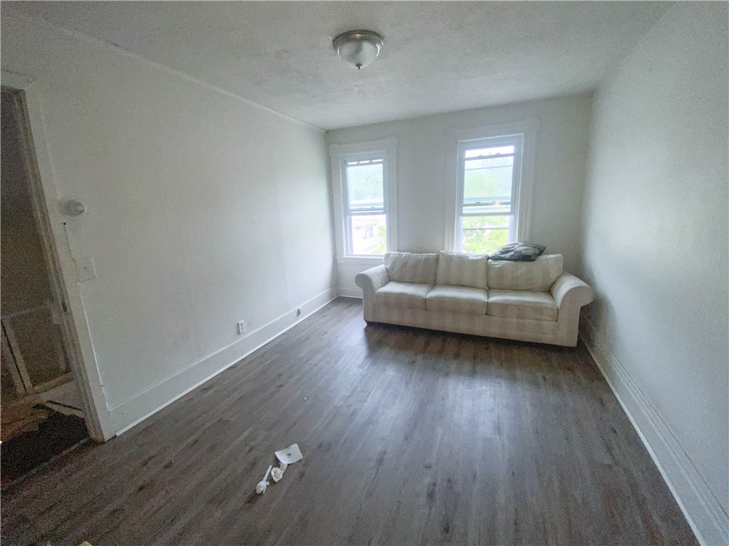 255 Ave A Rochester, NY 14621 - Photo 13 of 20