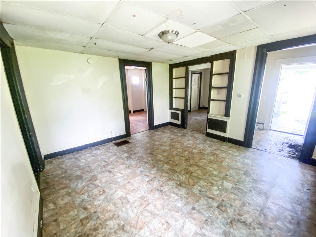 255 Ave A Rochester, NY 14621 - Photo 6 of 20