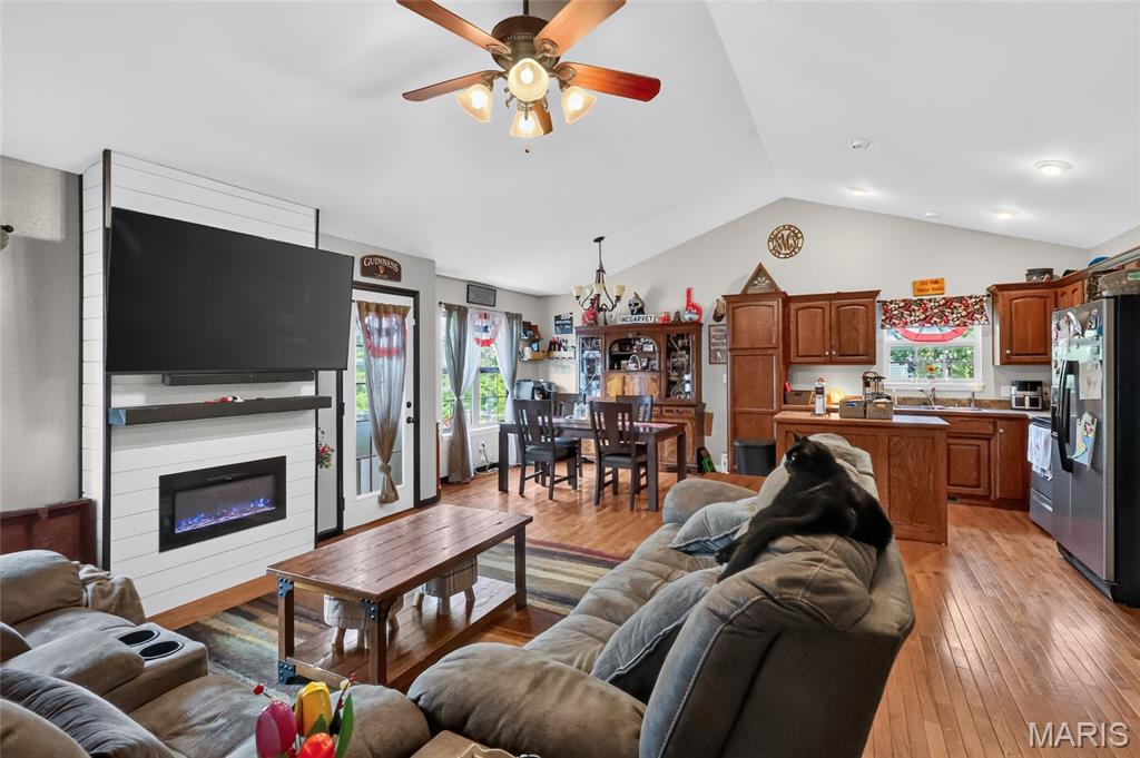 22840 Revelation Road Waynesville, MO 65583 - Photo 9 of 33