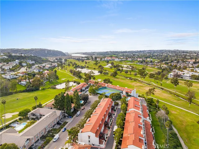 $759,000 | 2508 Navarra Drive, Unit 423, Carlsbad, CA 92009