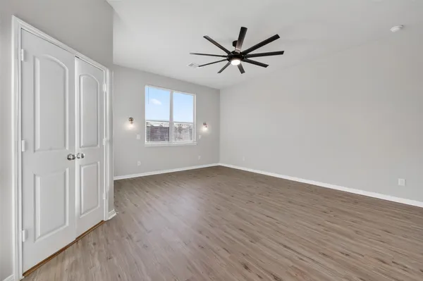 $2,300 | 151 Scenic Hills Court, Montgomery, TX 77356