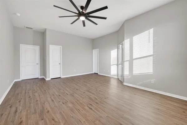 $2,300 | 151 Scenic Hills Court, Montgomery, TX 77356