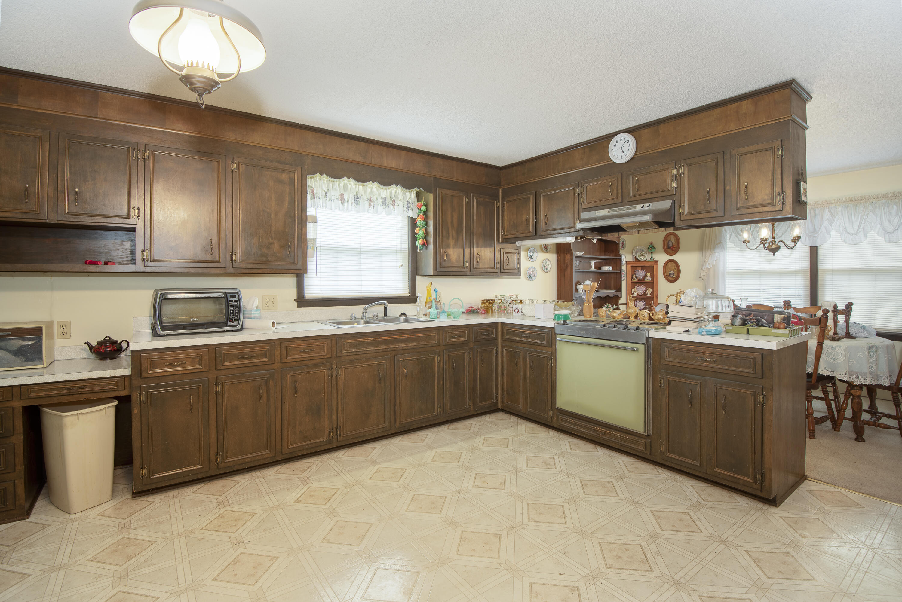 298 Morrell Town Road Bristol, TN 37620 - Photo 11 of 23 289-Morrell-Town-Bristol-TN-12