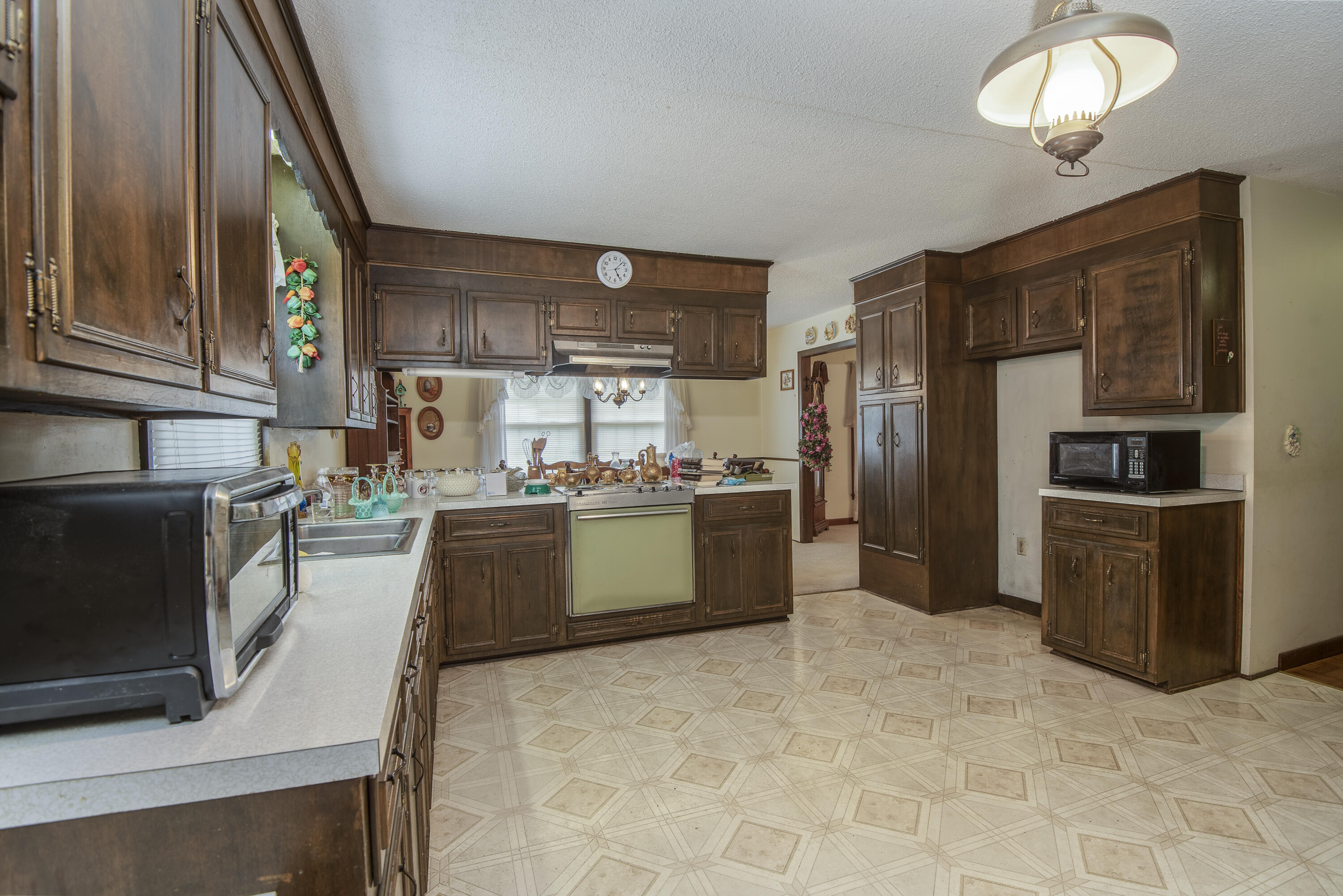 298 Morrell Town Road Bristol, TN 37620 - Photo 12 of 23 289-Morrell-Town-Bristol-TN-15