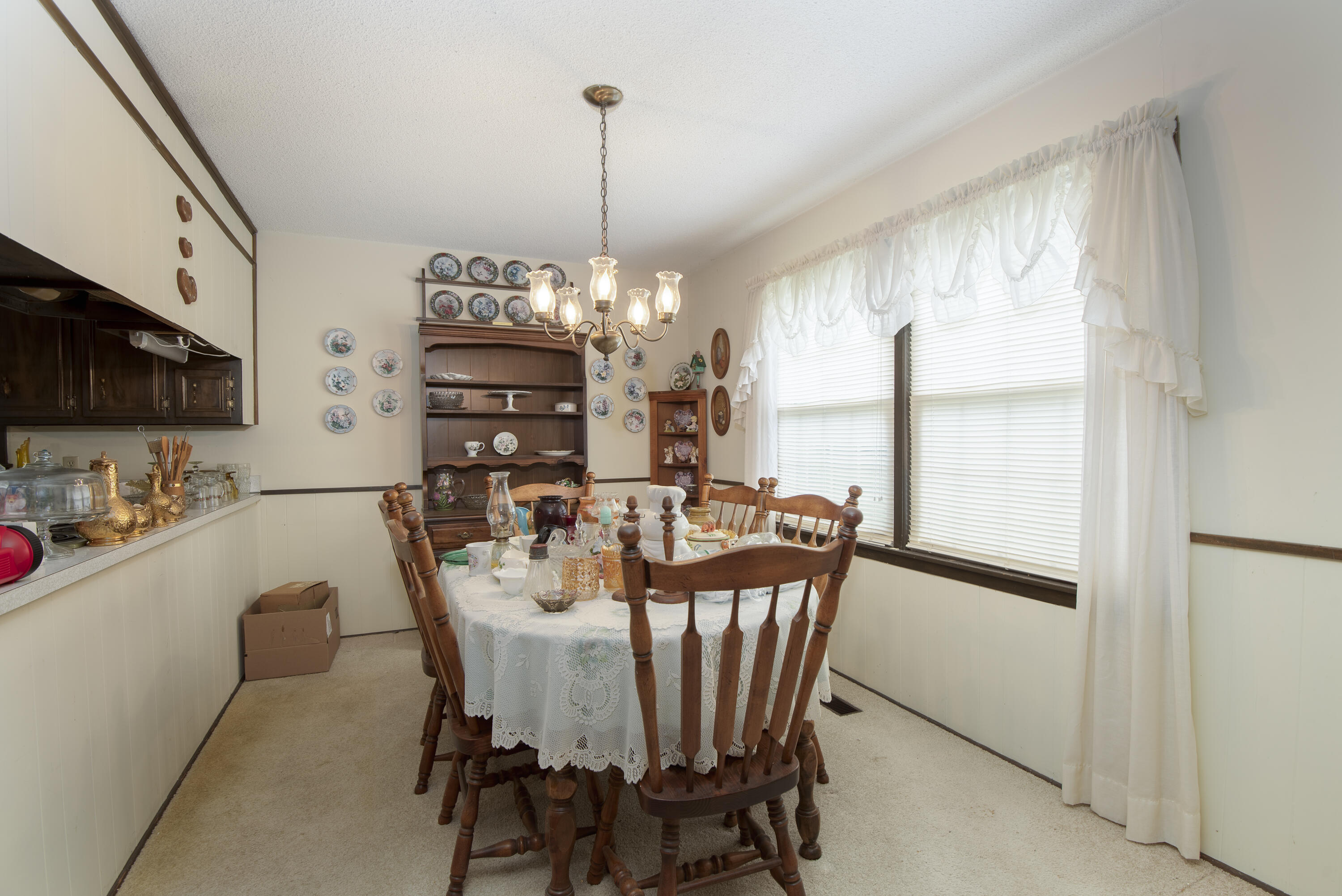 298 Morrell Town Road Bristol, TN 37620 - Photo 10 of 23 289-Morrell-Town-Bristol-TN-11