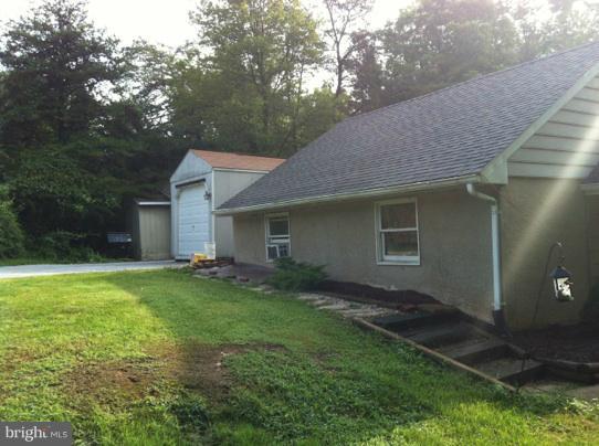 4523 Pleasant Grove Road Reisterstown, MD 21136 - Photo 5 of 23 outbuildings and guest house