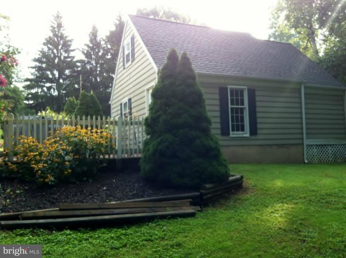 4523 Pleasant Grove Road Reisterstown, MD 21136 - Photo 10 of 23 back of garage & courtyard