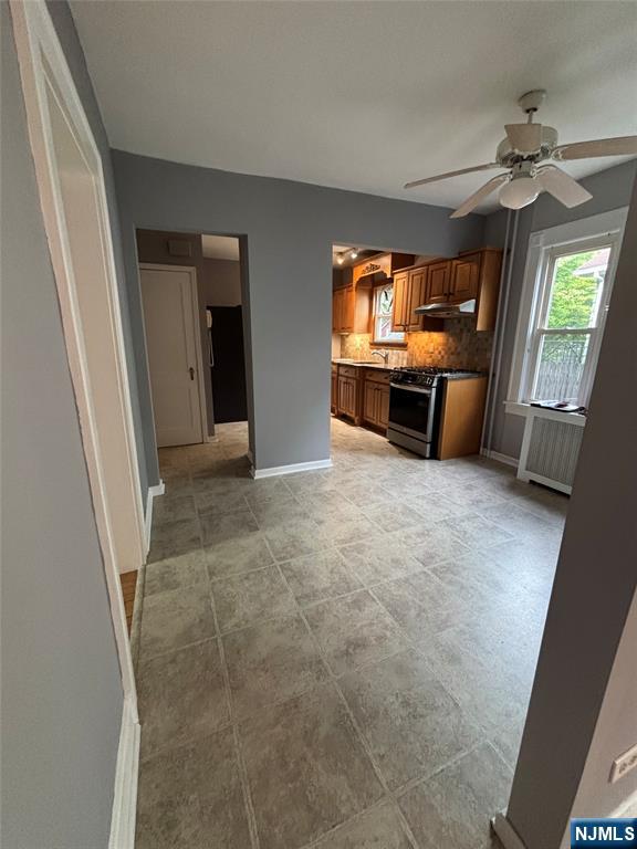 423 Closter Dock Road Closter, NJ 07624 - Photo 4 of 16 Gallery Image 4