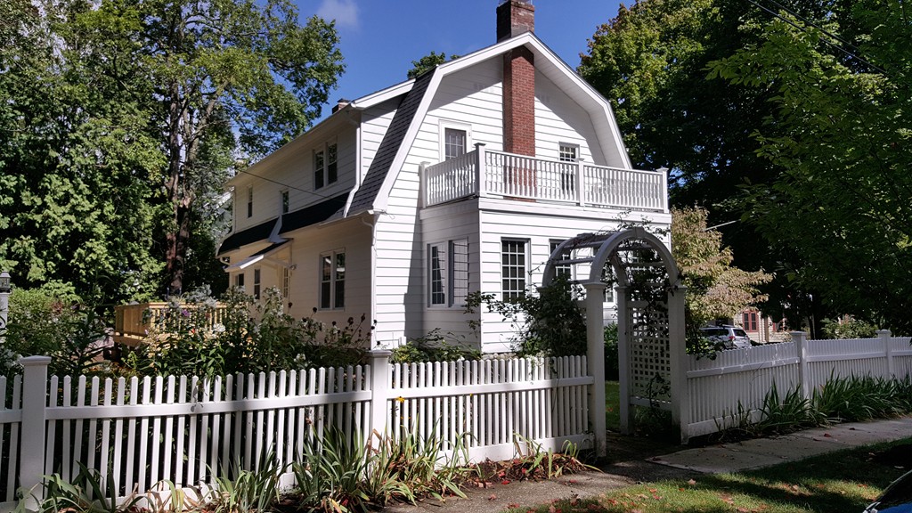 70 Eagle Road Worcester, MA 01605 - Photo 3 of 24 Gallery Image 3