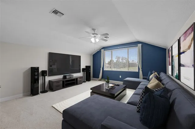 $2,750 | 5909 Wedgefield Drive, Zephyrhills, FL 33541