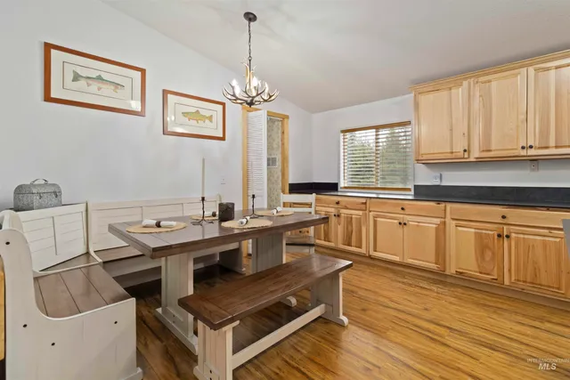 $425,000 | 9592 Packer John Road, Cascade, ID 83611