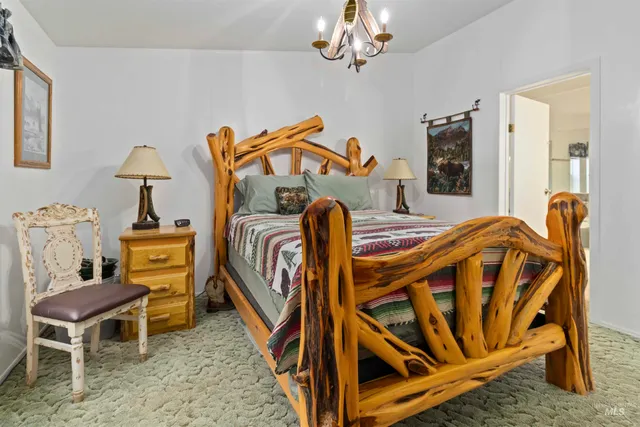 $425,000 | 9592 Packer John Road, Cascade, ID 83611