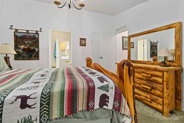 $425,000 | 9592 Packer John Road, Cascade, ID 83611