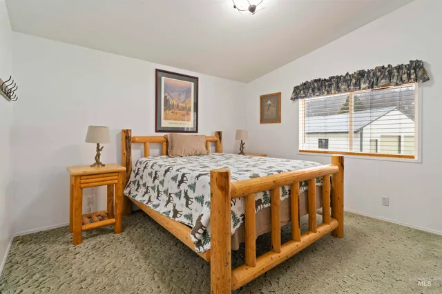 $425,000 | 9592 Packer John Road, Cascade, ID 83611