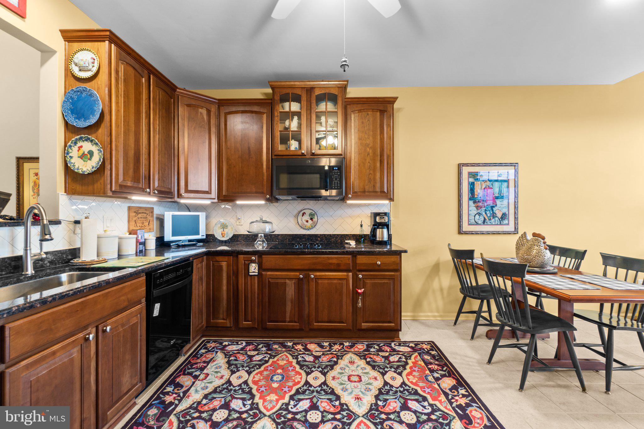 8318 Meadowsweet Road, Unit 8318 Baltimore, MD 21208 - Photo 10 of 50 Kitchen