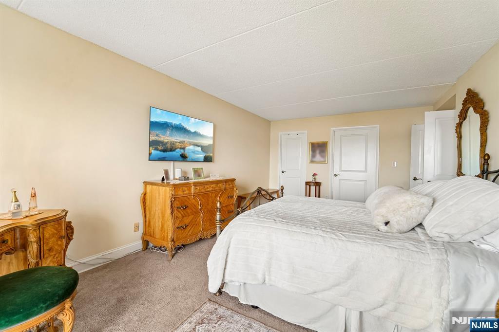 1077 River Road, Unit 903 Edgewater, NJ 07020 - Photo 23 of 37