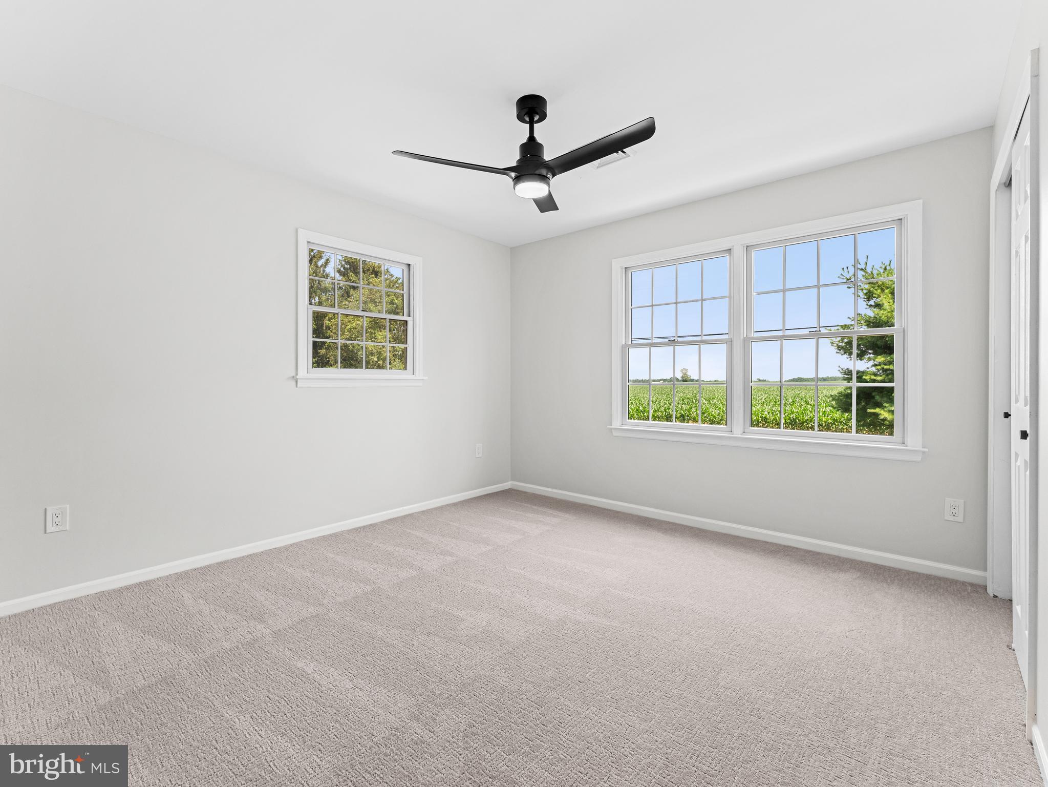 357 Avis Mill Road Pilesgrove, NJ 08098 - Photo 14 of 37