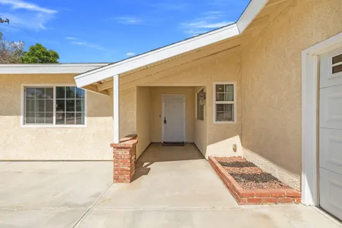 $400,000 | 56034 Desert Gold Drive, Yucca Valley, CA 92284