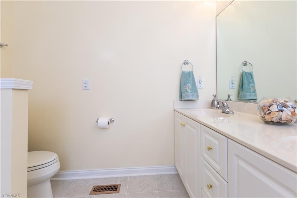 274 Beech Ridge Road Thomasville, NC 27360 - Photo 14 of 26 Gallery Image 14