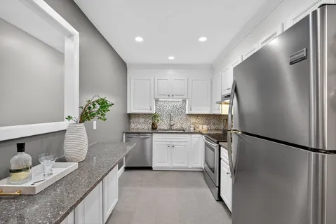 $749,000 | 41 Centre Street, Unit 106, Brookline, MA 02446