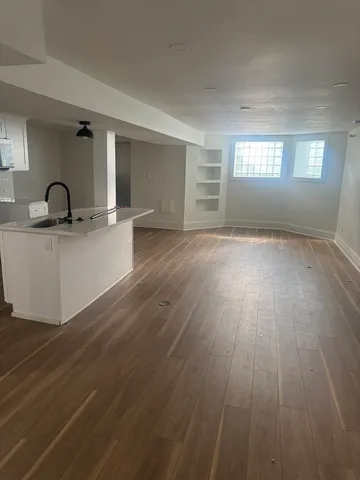 $1,900 | 6617 South Minerva Avenue, Unit G, Chicago, IL 60637