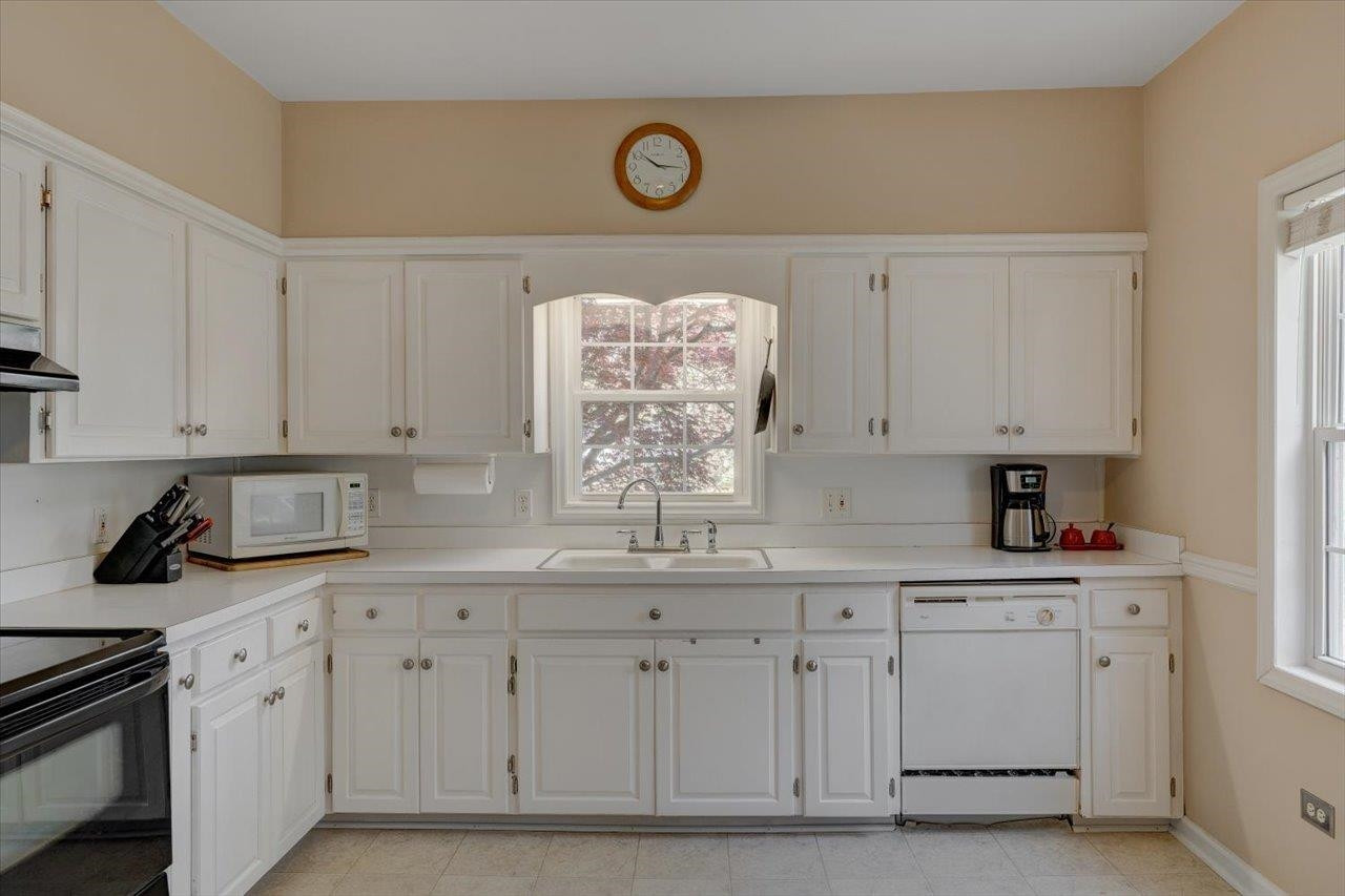 3401 High Gate Road Raleigh, NC 27603 - Photo 8 of 31 Photo 8