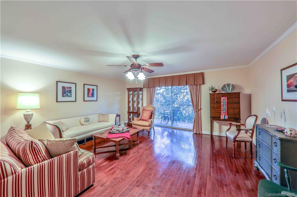 1323 Queens Road, Unit 203 Charlotte, NC 28207 - Photo 3 of 16