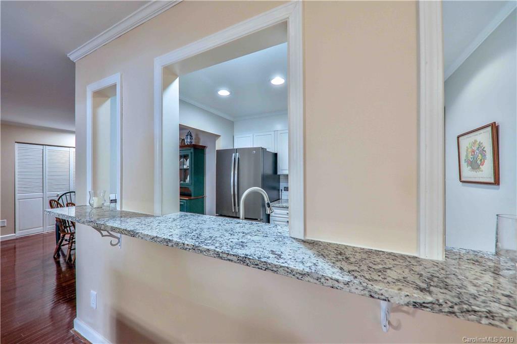 1323 Queens Road, Unit 203 Charlotte, NC 28207 - Photo 7 of 16