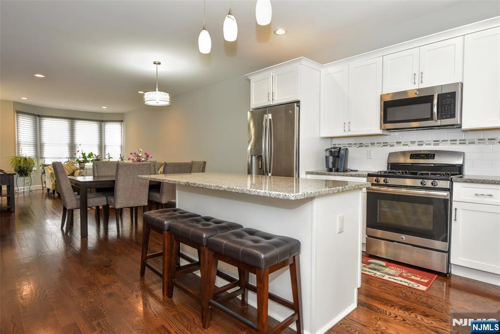 451 Springfield Avenue, Unit 111 Hasbrouck Heights, NJ 07604 - Photo 12 of 29