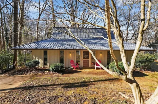 a view of outdoor space and porch