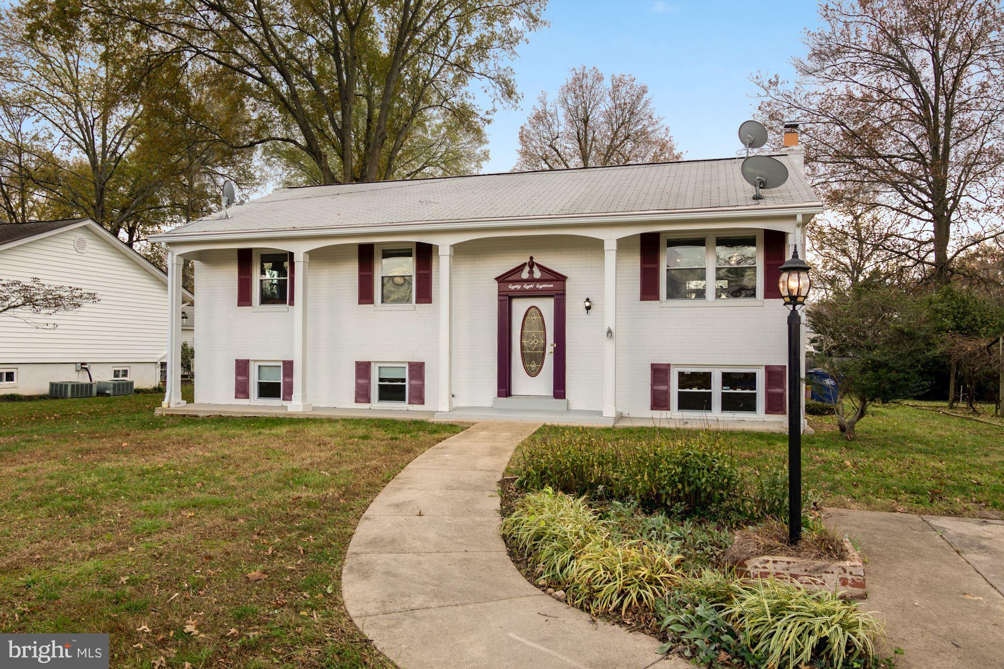 8818 Fort Hunt Road Alexandria, VA 22308 - Photo 3 of 40