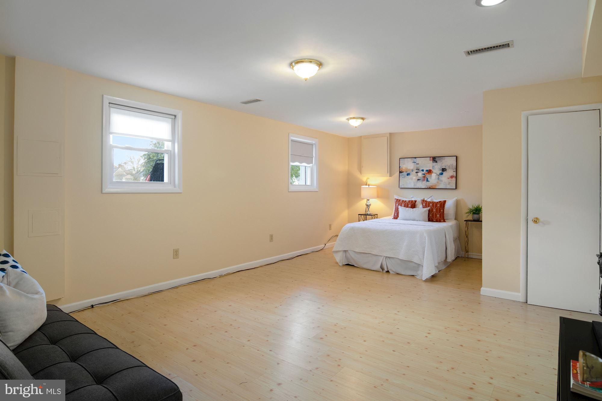 8818 Fort Hunt Road Alexandria, VA 22308 - Photo 30 of 40 Bedroom 4