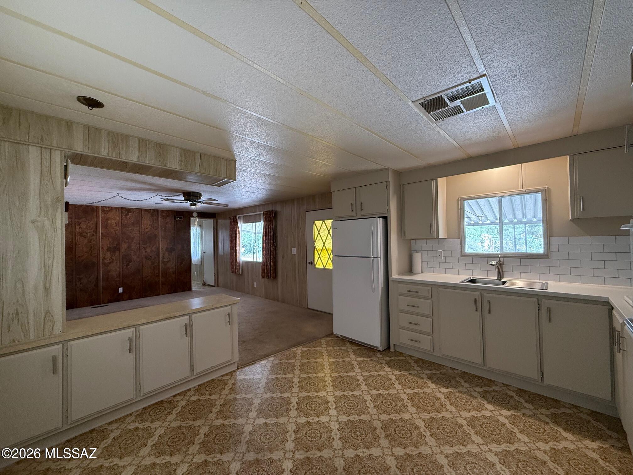 1156 North Pomerene Road Benson, AZ 85602 - Photo 2 of 25
