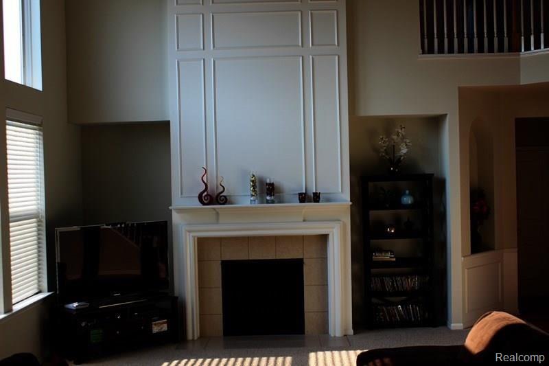 49276 Oxley Road Macomb, MI 48044 - Photo 5 of 22 3.jpg