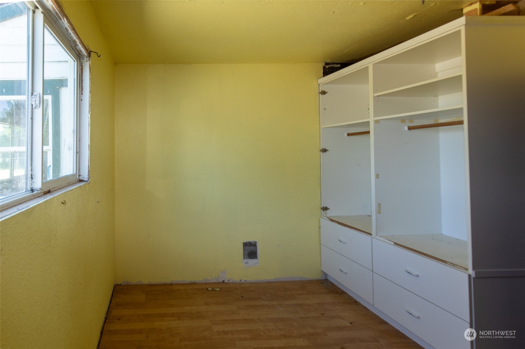 4838 Rd L.9 Northeast Moses Lake, WA 98837 - Photo 16 of 20 a view of walk in closet with empty racks