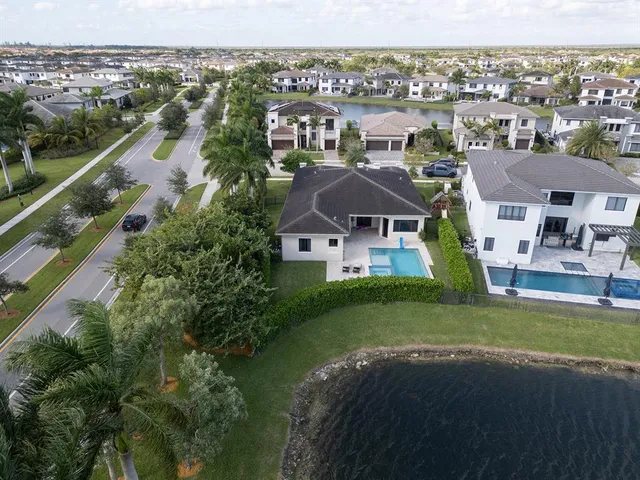 an aerial view of multiple house