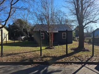 3542 Wericoba Drive Macon, GA 31206 - Photo 21 of 21 a front view of a house with garden