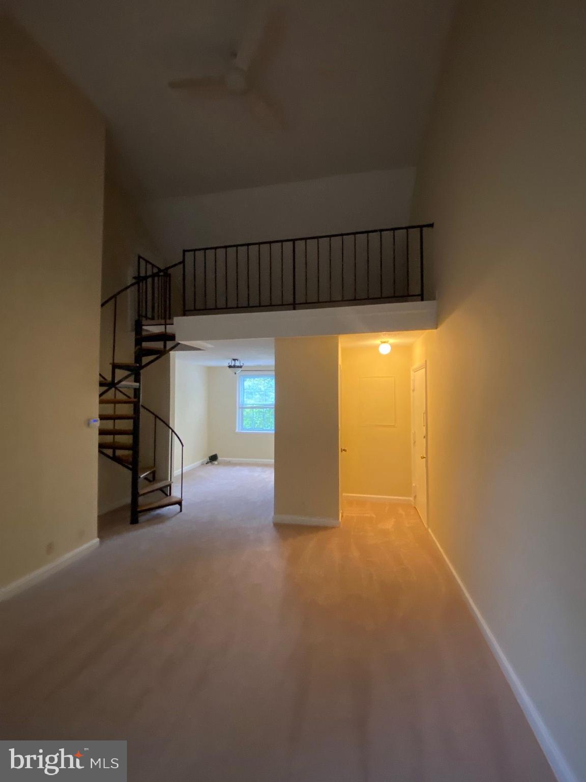 4608 31st Road South, Unit B1 Arlington, VA 22206 - Photo 5 of 14