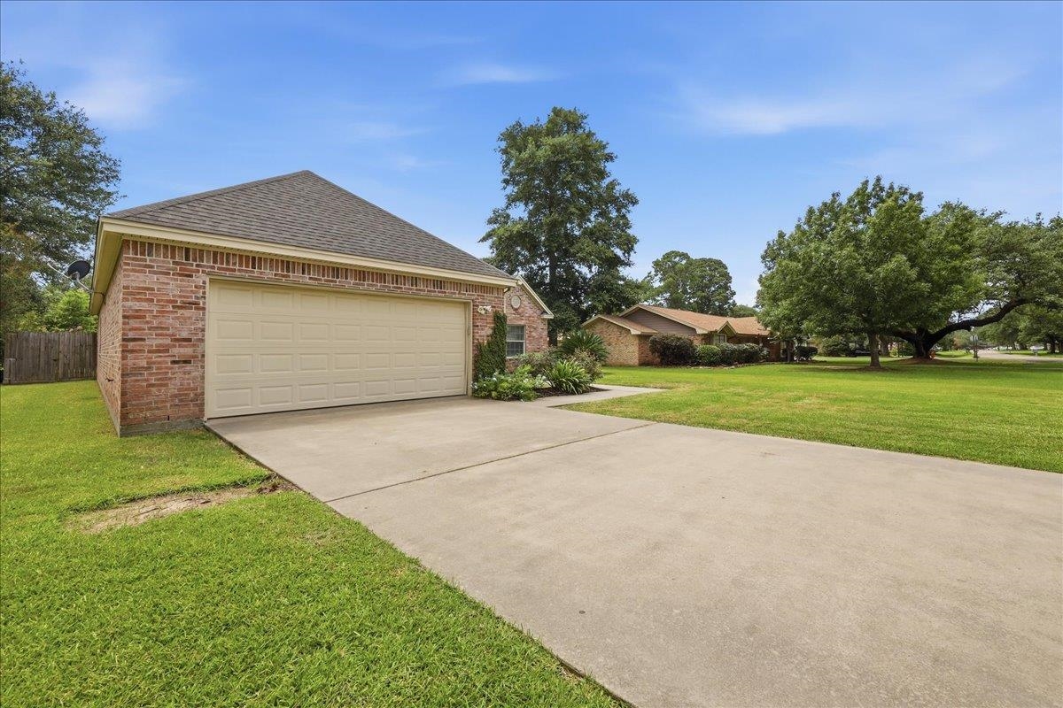 197 Live Oak Street Bridge City, TX 77611 - Photo 2 of 36