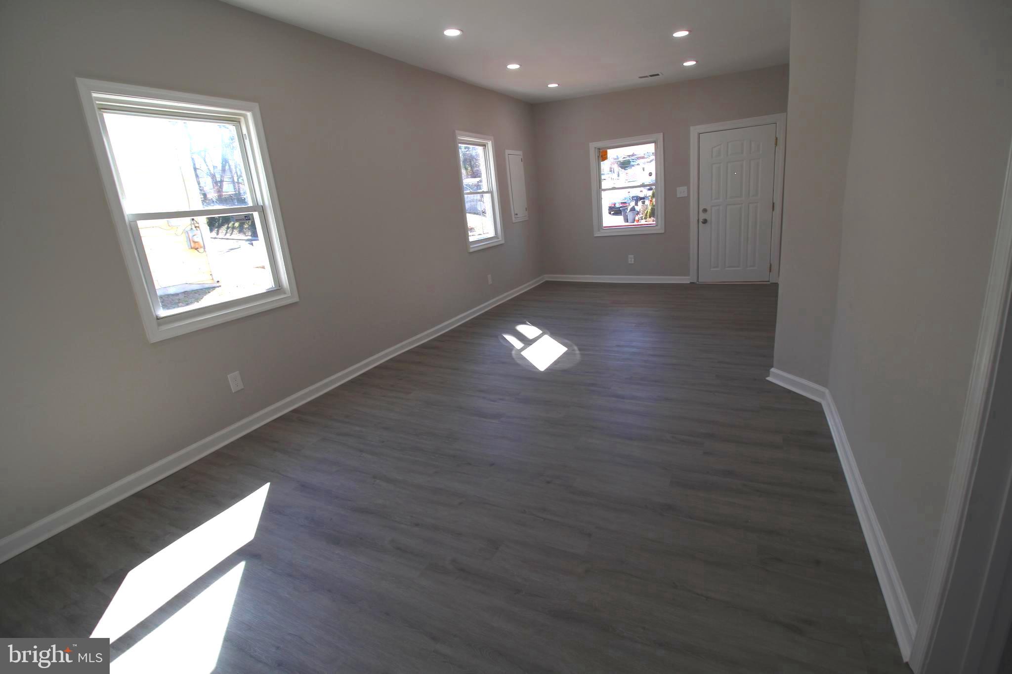 5522 Addison Road Fairmount Heights, MD 20743 - Photo 9 of 31 Gallery Image 9